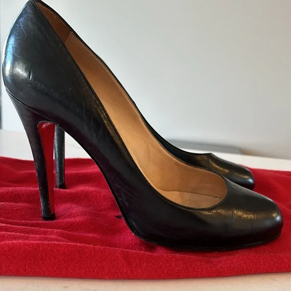 Christian Louboutin heels - size 8/38. - Picture 6 of 7